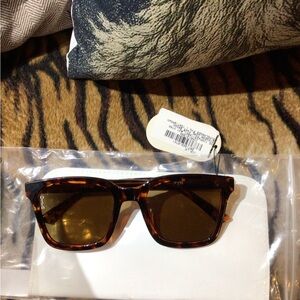 NEW! OTRA Fyn Tortoiseshell Square Sunglasses - Brown Lenses
